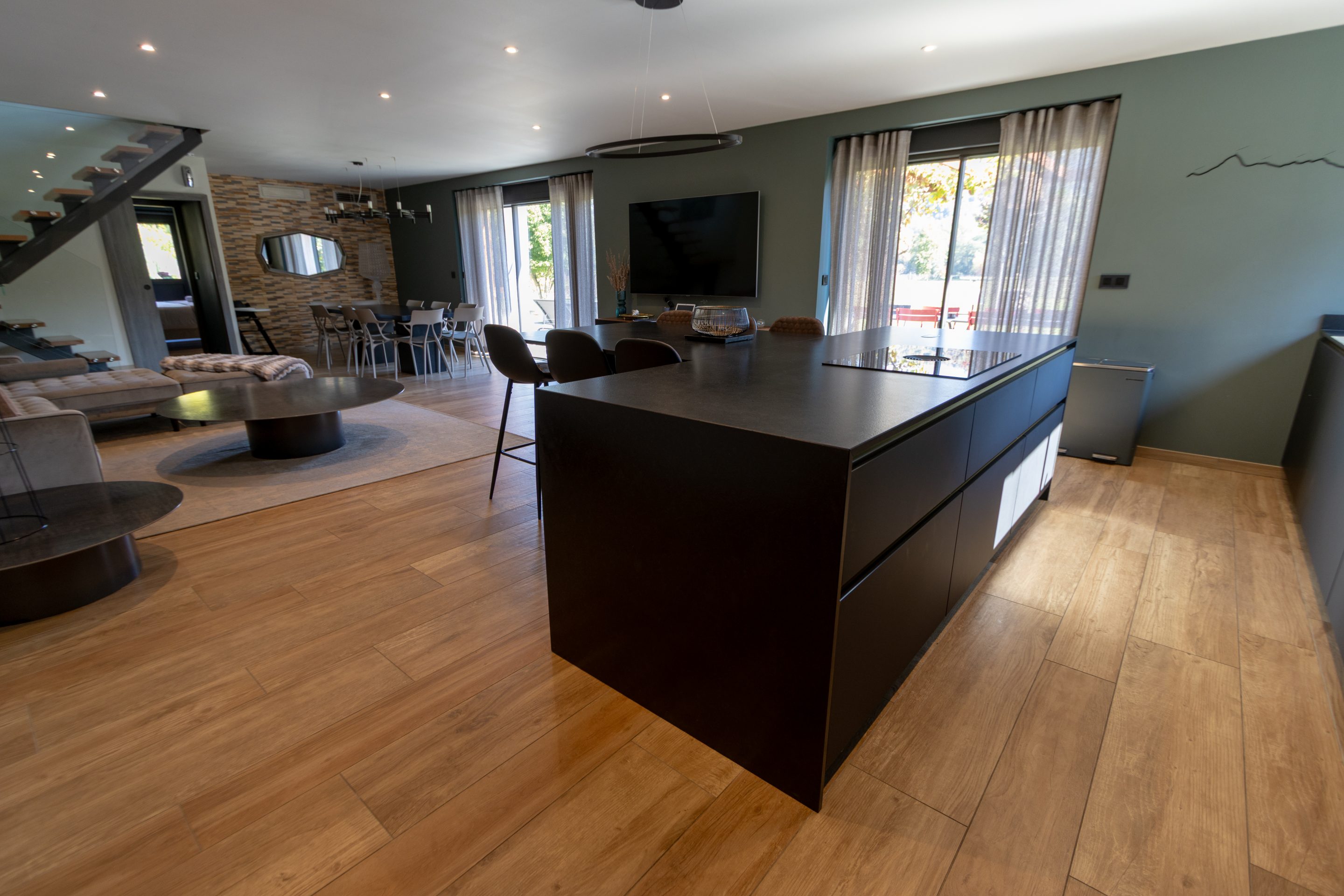 Parc Animalier des Pyrénées<br />
Photographe<br />
Photos de luxe<br />
Photographe de haut de gamme<br />
Appartement<br />
Villa<br />
Lodge<br />
Maison<br />
Hautes-Pyrénées<br />
Lourdes<br />
Immobilier<br />
Architecture<br />
Tarbes<br />
Tournay<br />
Bagnères de Bigorre<br />
Lannemezan<br />
Google<br />
Référencement<br />
Solocal<br />
Hautes-Pyrénées<br />
Gers<br />
Soumoulou<br />
Pau<br />
Dynabuy<br />
Atlantis<br />
Réseau Atlantis<br />
Maison de Maître<br />
Maître de l'image