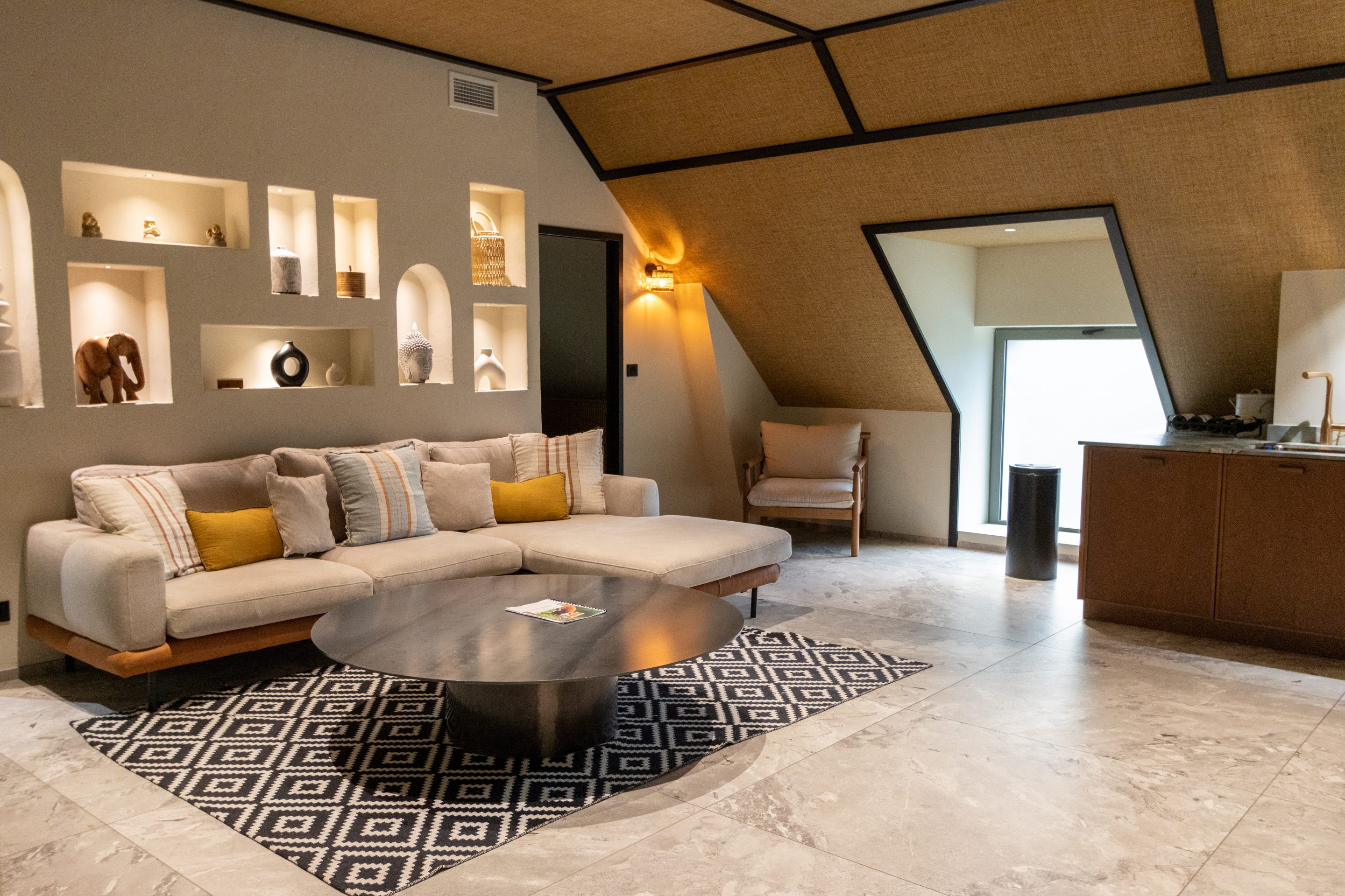 Parc Animalier des Pyrénées<br />
Photographe<br />
Photos de luxe<br />
Photographe de haut de gamme<br />
Appartement<br />
Villa<br />
Lodge<br />
Maison<br />
Hautes-Pyrénées<br />
Lourdes<br />
Immobilier<br />
Architecture<br />
Tarbes<br />
Tournay<br />
Bagnères de Bigorre<br />
Lannemezan<br />
Google<br />
Référencement<br />
Solocal<br />
Hautes-Pyrénées<br />
Gers<br />
Soumoulou<br />
Pau<br />
Dynabuy<br />
Atlantis<br />
Réseau Atlantis<br />
Maison de Maître<br />
Maître de l'image